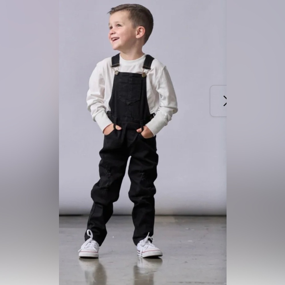 Brand new Little Bipsy distressed denim overalls size 5-6T